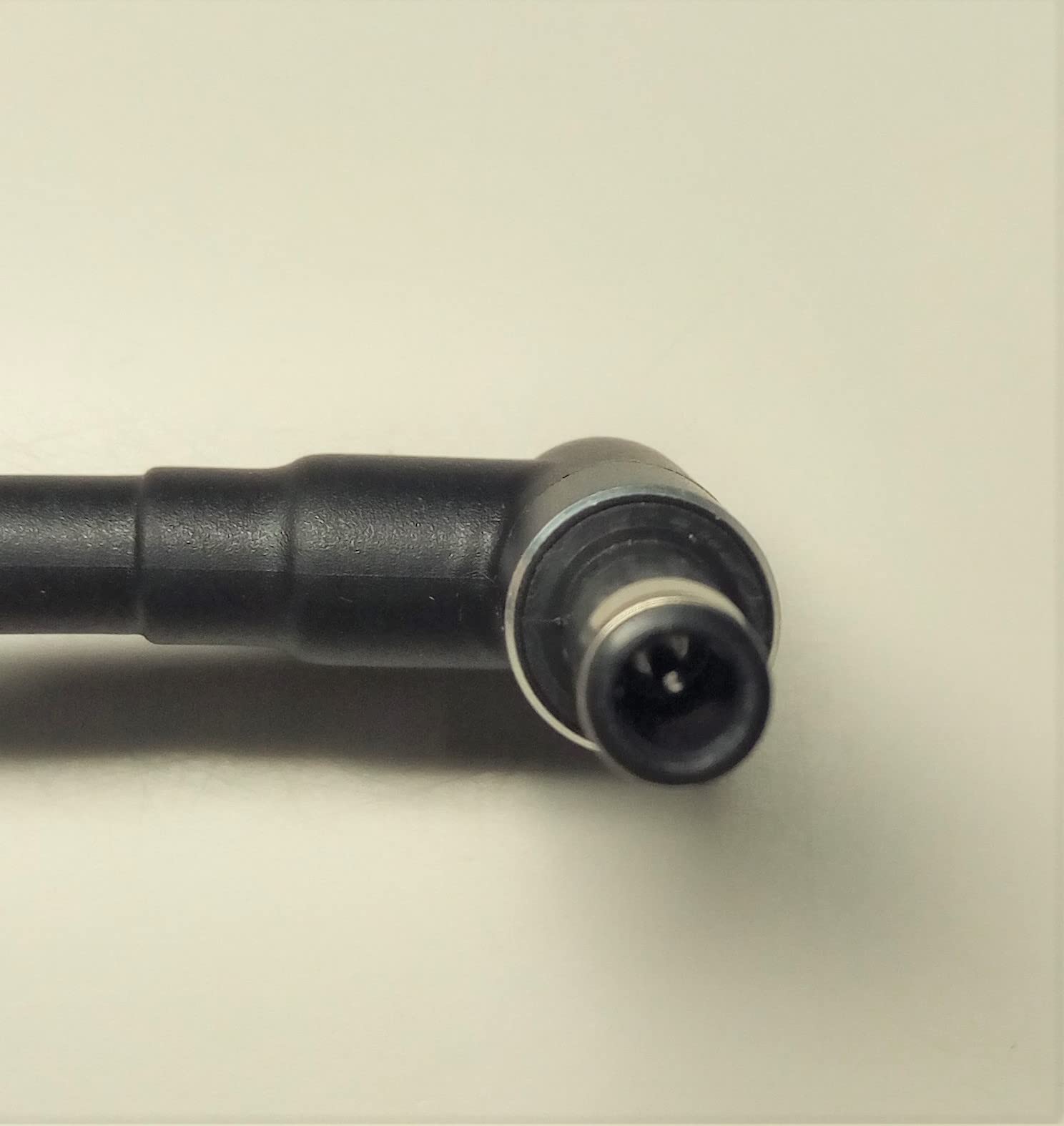 NEP XP-DV12V-EIAJ4 カメラ駆動用ケーブル 2-1 コネクタ付ケーブル DCプラグ EIAJ4 1.8m : 共立電子産業